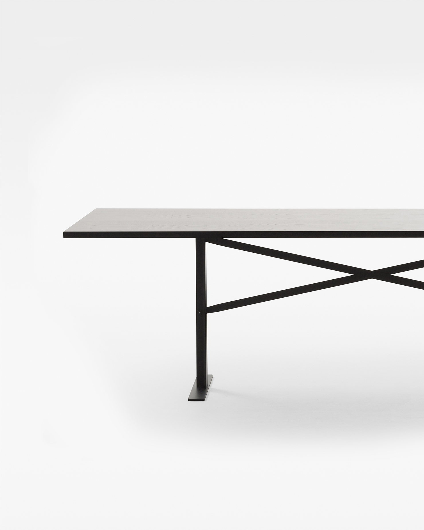 Ferric Table 2100×1000